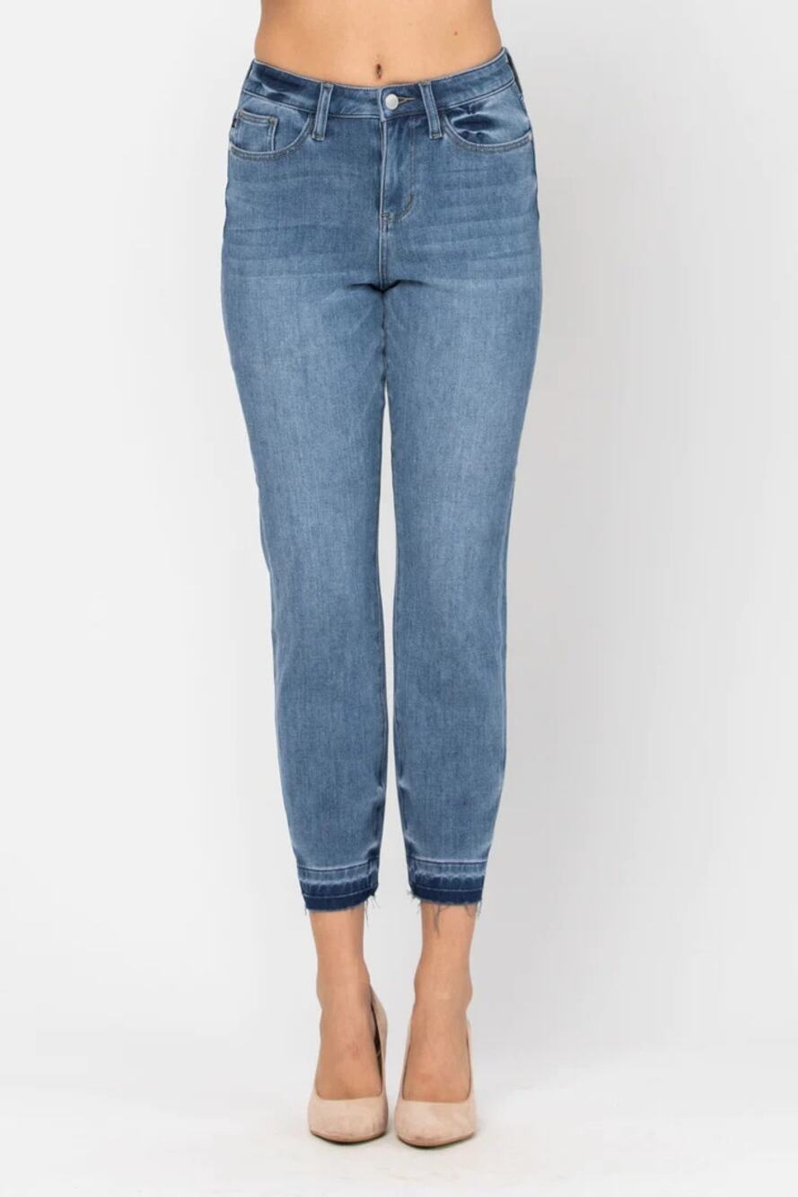 NEW Judy Blue Womens size 24W Thermadenim Undone Hem Boyfriend High Waist Jeans - Picture 1 of 16